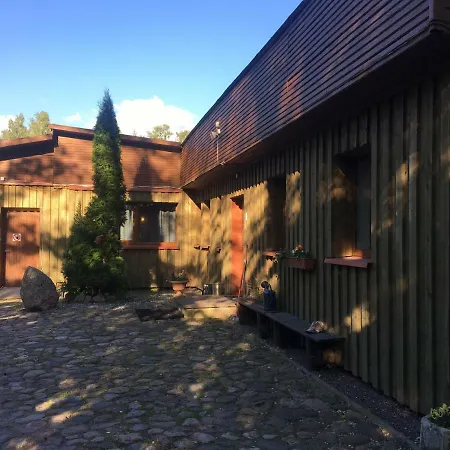 Metlin Puhkemaja Maison d'hôtes Haapsalu